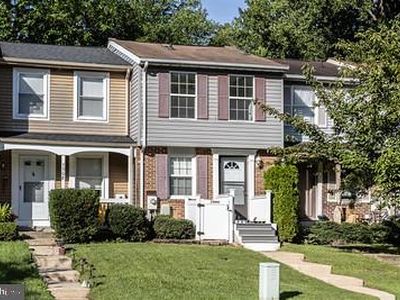7906 Wellesley Ct