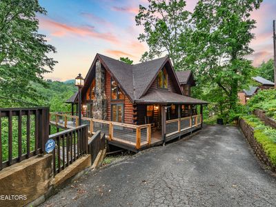 813 Pine Top Ln