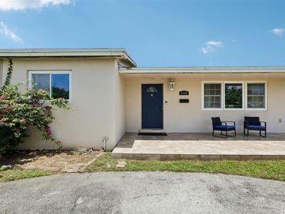 250 N 66th Ave
