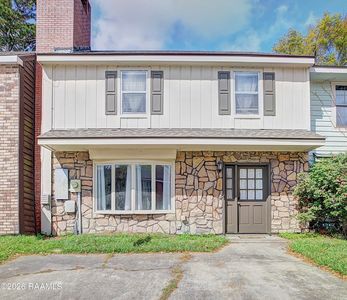 130 E Pamela Dr