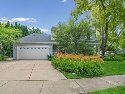 Property at 281 Tyler Ct, Libertyville, IL