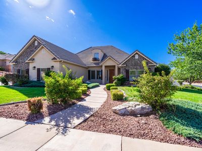 934 E Outlaw Gulch
