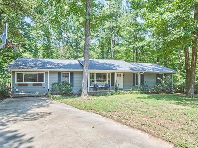 41 Burgess Ln