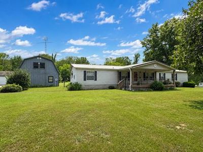 Property at 1017 County Road 2025 E, Fairfield, IL