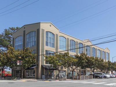 701 Pennsylvania Ave APT 107