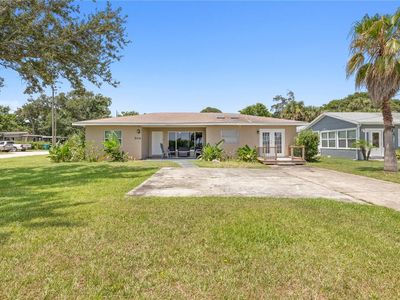 504 RIVERSIDE DRIVE