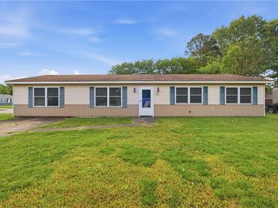 800 Churchill Dr
