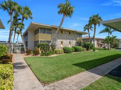 4613 SE 5th Ave APT 210