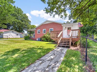 8418 Moores Chapel Rd