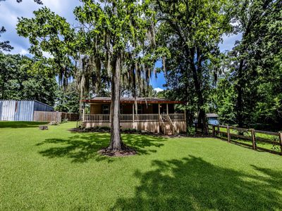 17 Pine Wood Dr