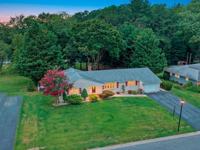 90 Greenview Dr