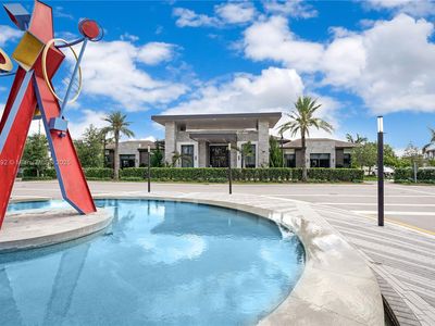 8167 NW 41st St #E-203