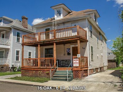 16 Oak St