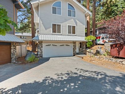 375 Alder Ct