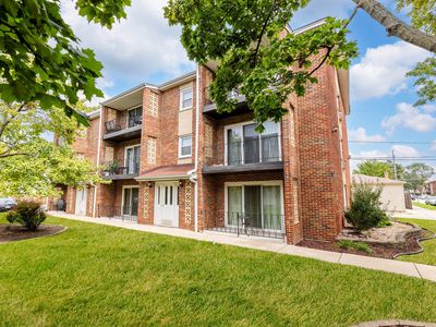 6416 W 64th Pl APT 3A