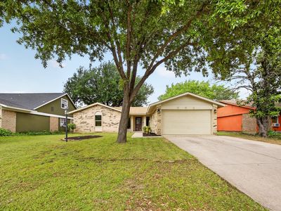 562 Kent Dr