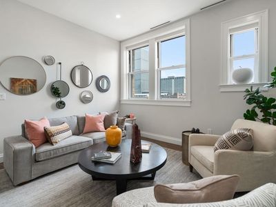 416 Marlborough St APT 702