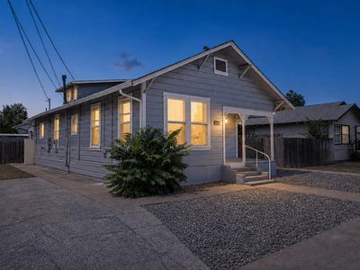 Property at 334 S 2nd Ave, Oakdale, CA