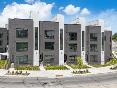 1201 Center St #E106