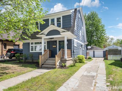 1430 Johnston St SE