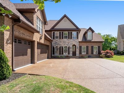 2003 Fishers Loop