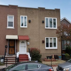 222 Avenue V