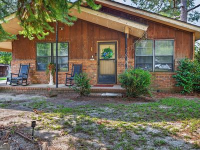 302 Lakeview Dr