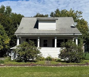 9 Monroe St