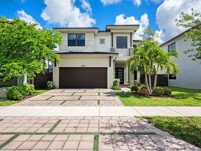 8763 NW 157th Ter
