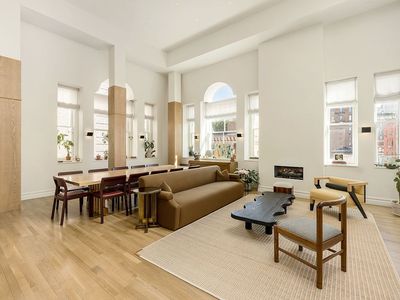 1 Bond St #Phb
