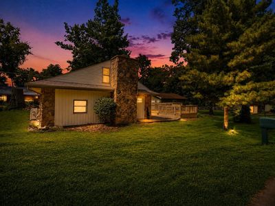 9885 Blackhawk Dr