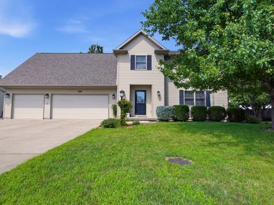 Property at 613 Sycamore Dr, Saint Joseph, IL