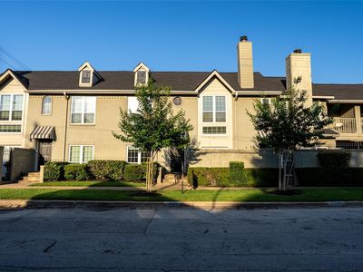 2213 Stanford St #2213