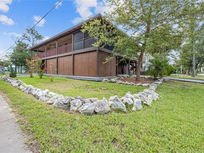 1950 NW 19th St