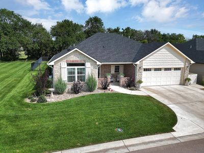 1774 N Forestview Ct