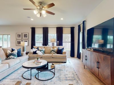 311 Troubadour Ln