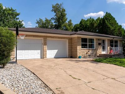 2310 Pershing Dr
