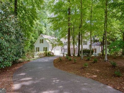 15305 Highgrove Rd