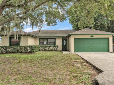 301 Glenridge Loop N