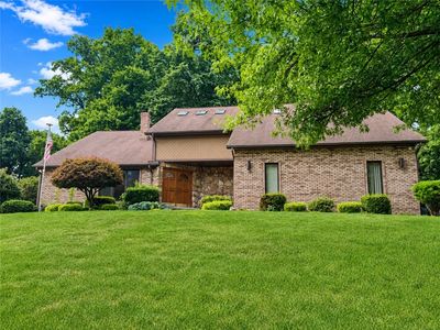 135 Regency Dr
