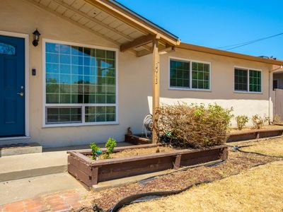 2043 Edwin Way