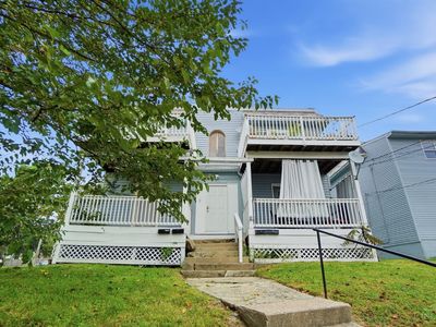 5207 Montgomery Rd