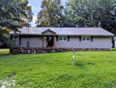 867 Legion Dr