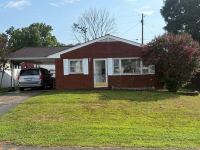 1504 Valley Dr
