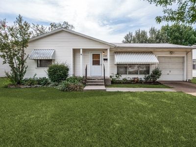 Property at 2528 Rugby Ln, Farmers Branch, TX