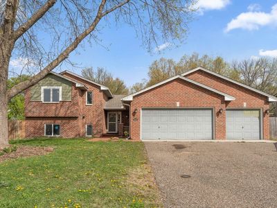 8568 Chanhassen Hills Dr S