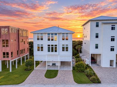 665 Secluded Dunes Dr