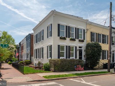 3500 T St NW