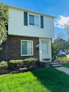 22935 Gary Ln