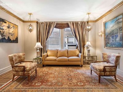 160 Riverside Dr APT 4E